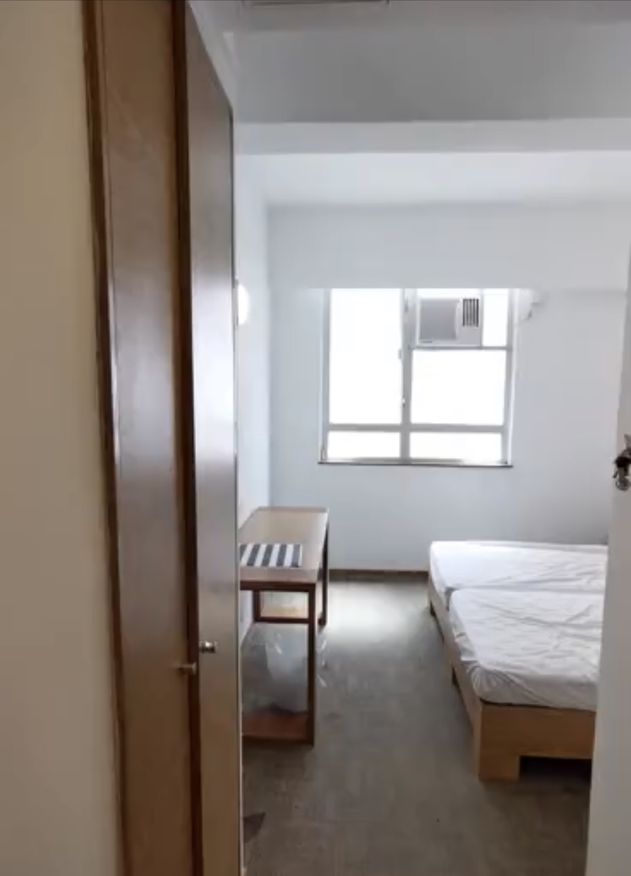 降价转租铜锣湾酒店双人间（整套两床）