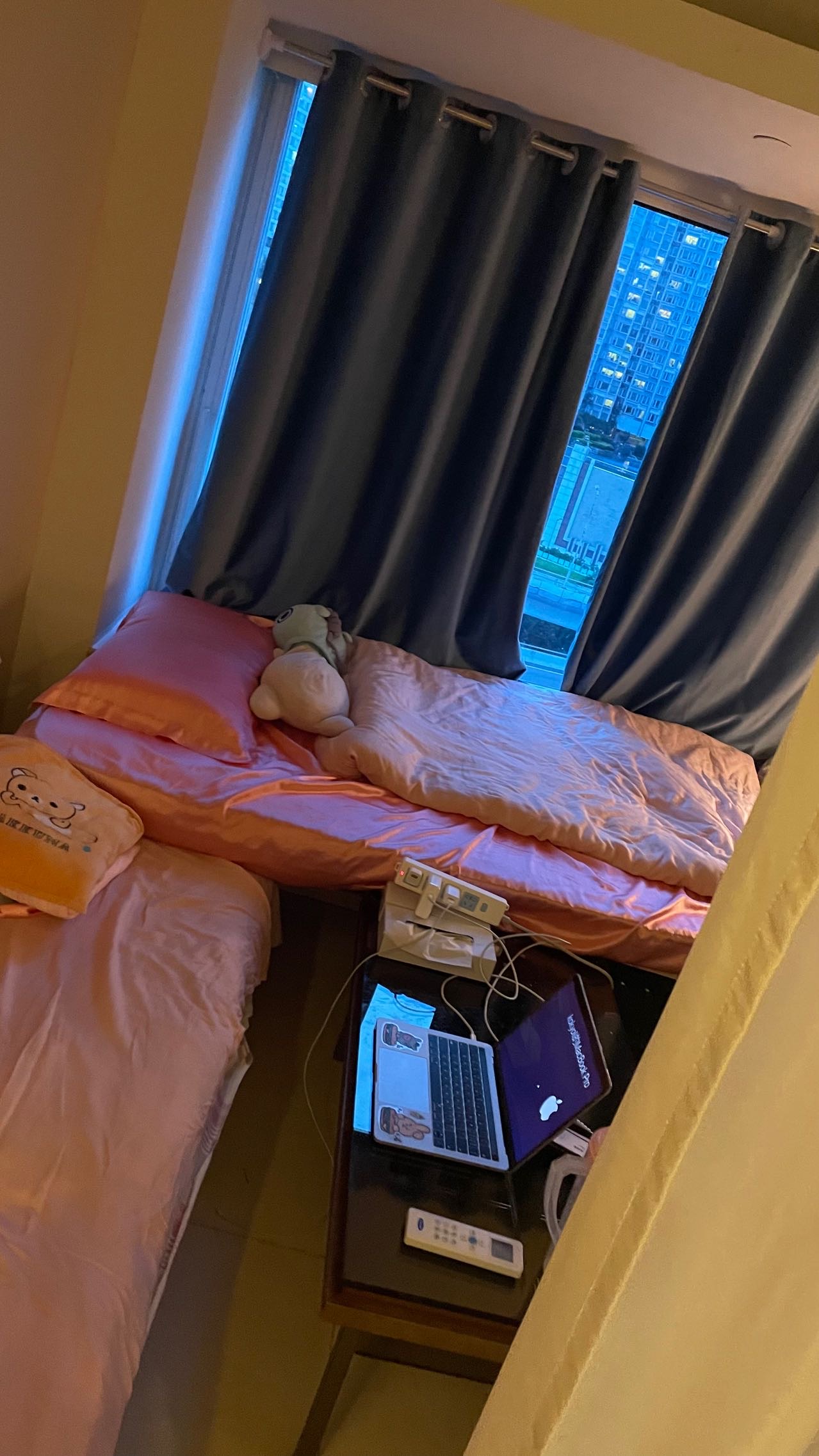 海湾轩客厅出租 包所有费用包一周一次清洁