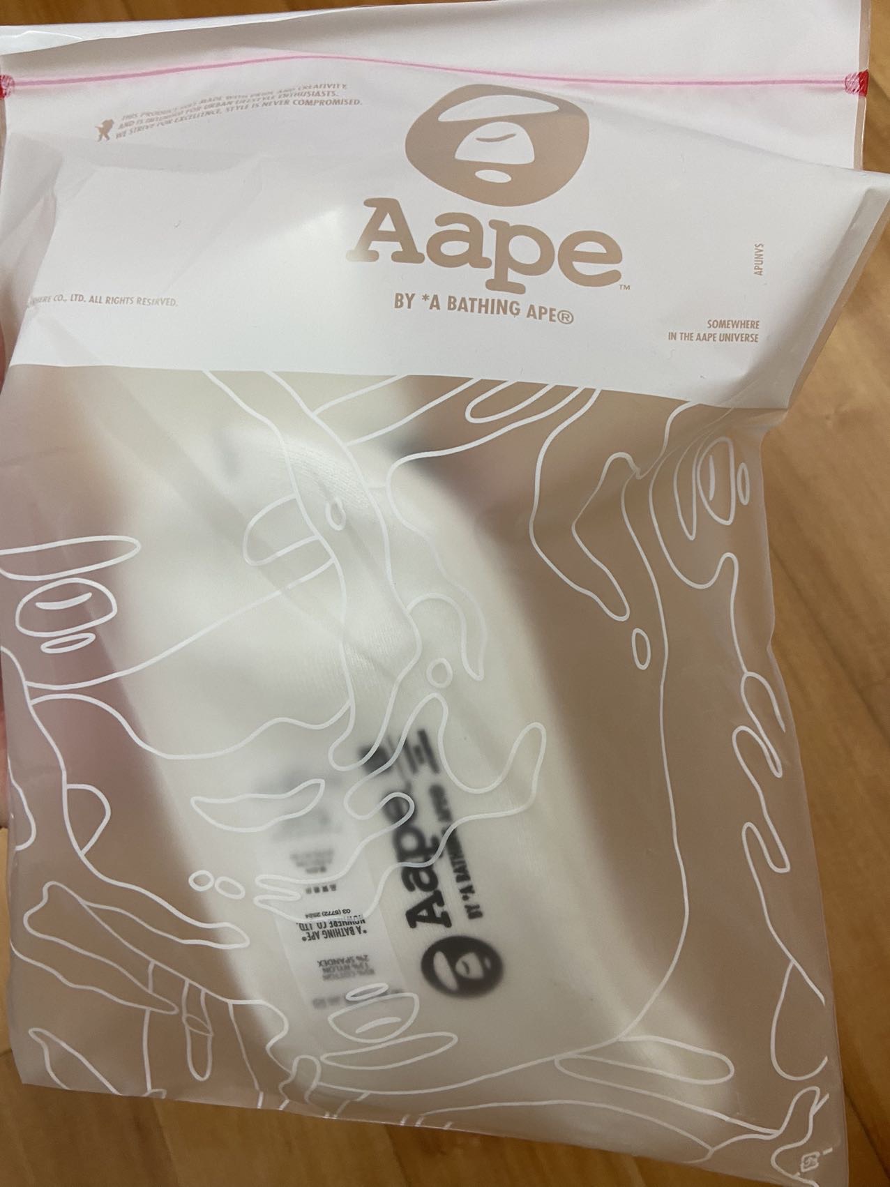Aape长袜