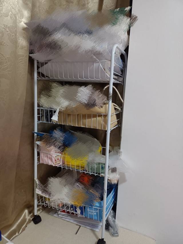 可推拉收纳架
