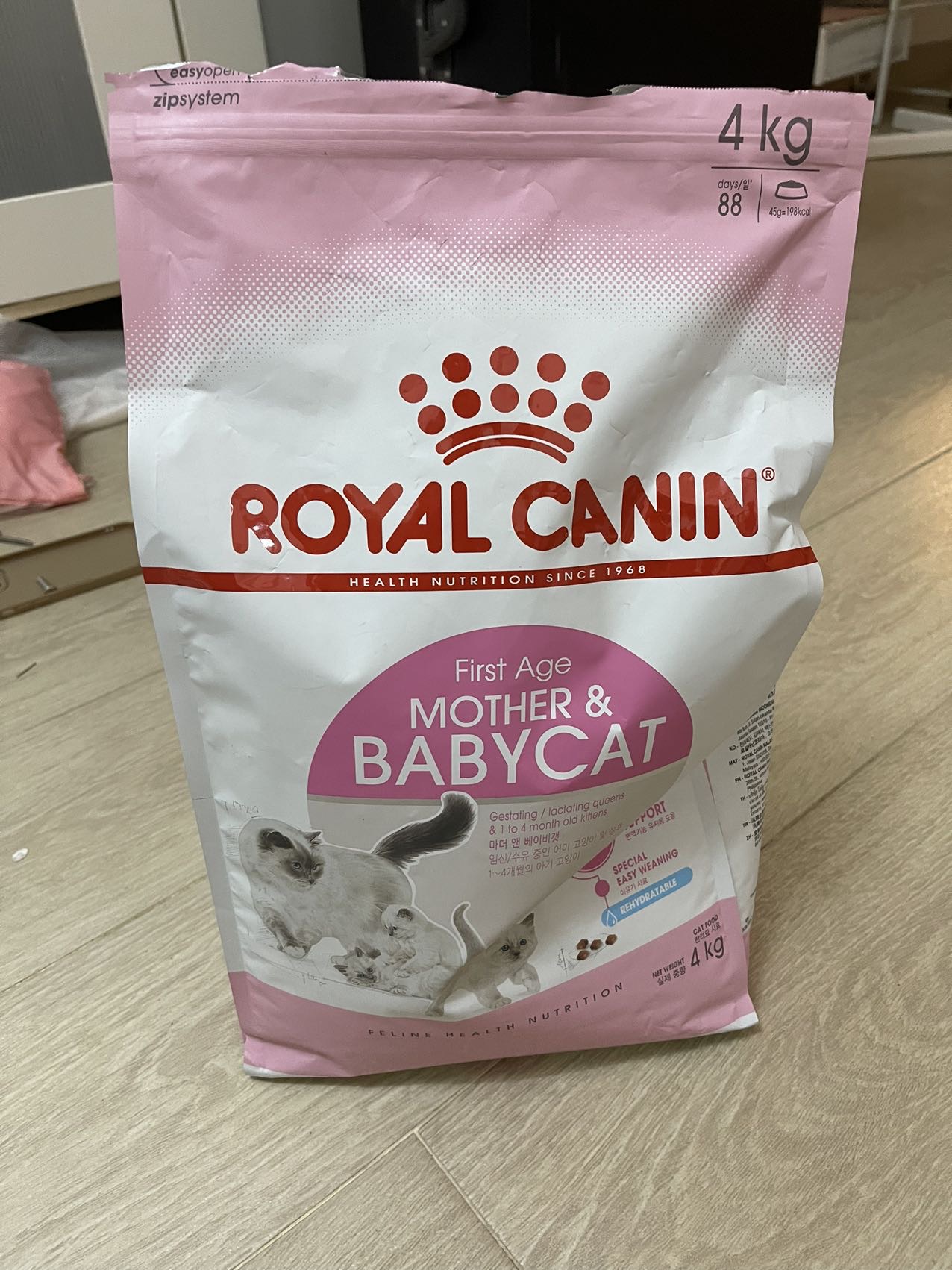 皇家猫粮4kg