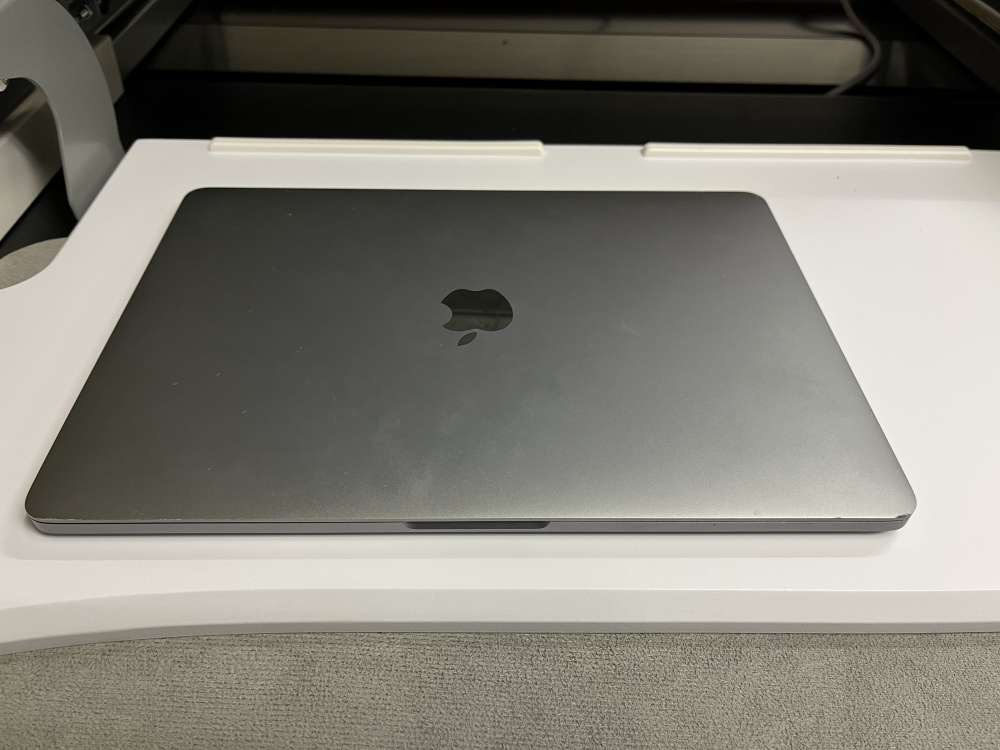 MacBook pro 16+512